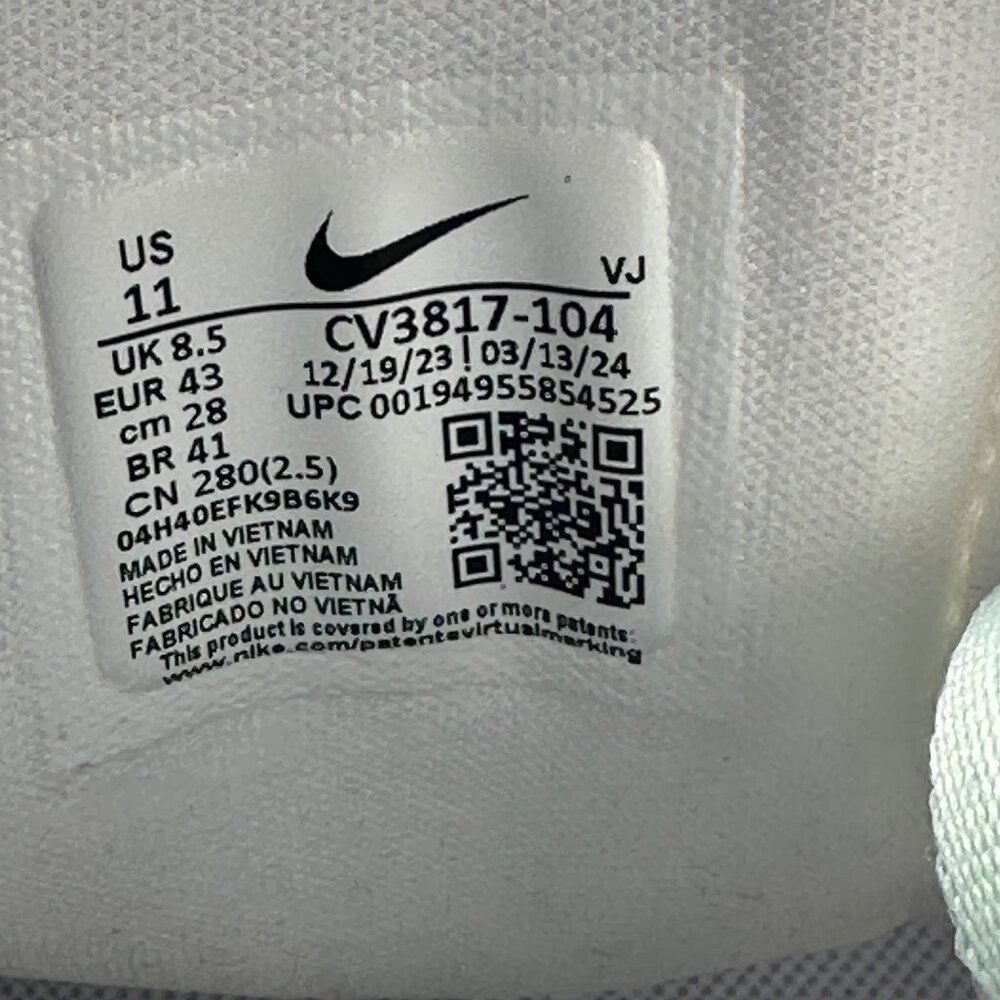 Nike Women's React Escape RN Running Shoes CV3817-104 Size Women 11/ Men 9.5 - Picture 11 of 12